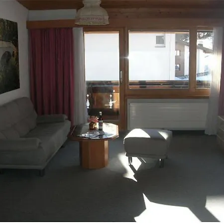Haus Che D'mot Apartment